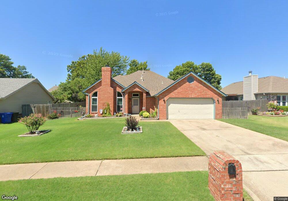 4012 S Redbud Ave, Broken Arrow, OK 74011 - photo 1