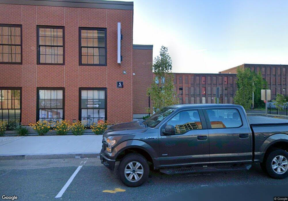 5 Essex St, Holyoke, MA 01040 - photo 1