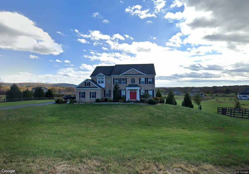 16012 Flagstone Ct, Round Hill, VA 20141 - photo 1