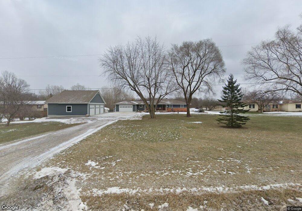 10225 Sharp Rd, Swartz Creek, MI 48473 - photo 1