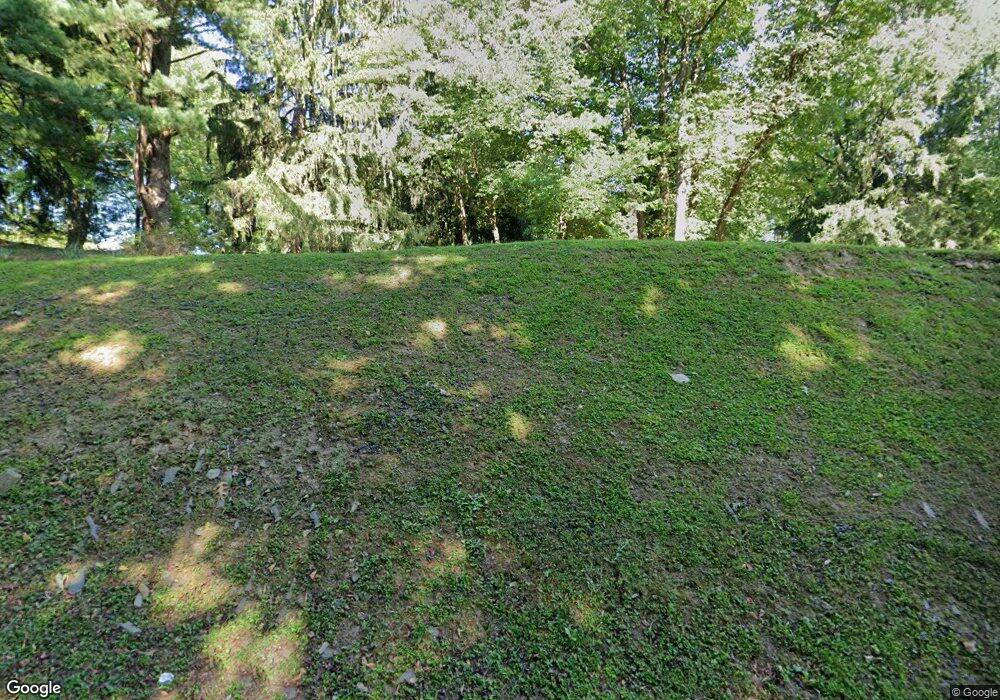 813 Crum Creek Rd, Springfield, PA 19064 - photo 1