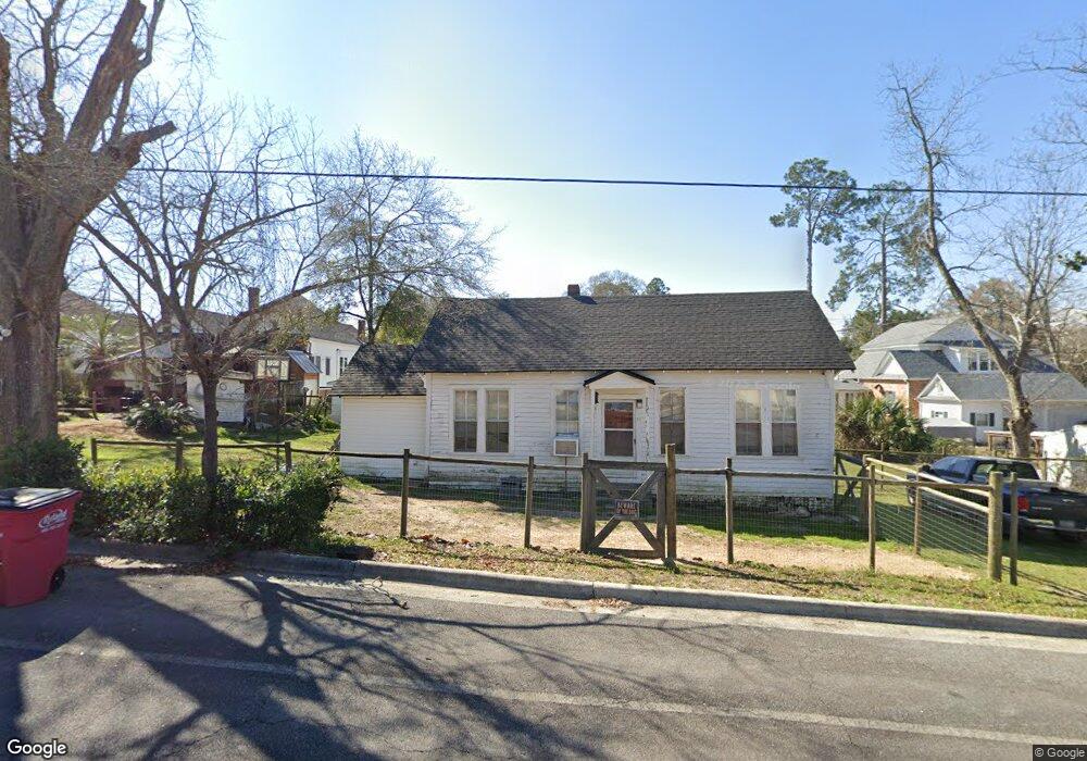 55 W Pine St, Mc Rae, GA 31055 - photo 1