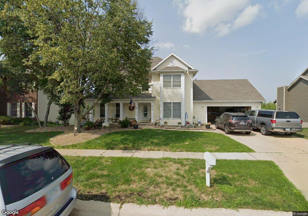 3410 Oriole Ct NE, Cedar Rapids, IA 52402 - photo 1