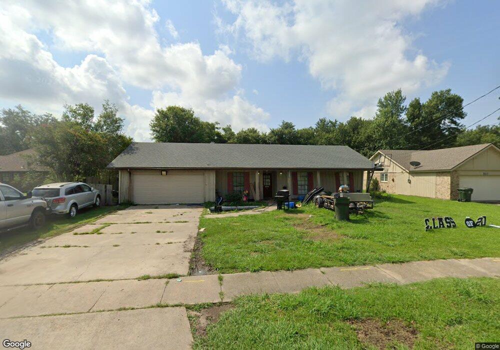 507 University Dr, Lake Charles, LA 70605 - photo 1
