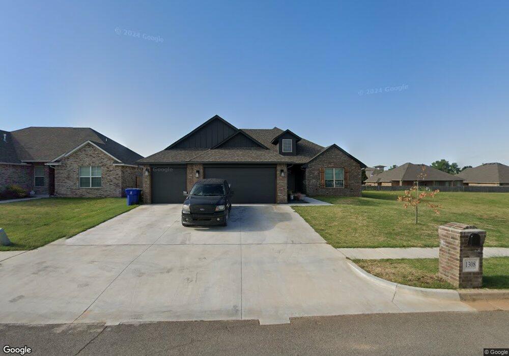 1308 Monterey Dr, Norman, OK 73072 - photo 1