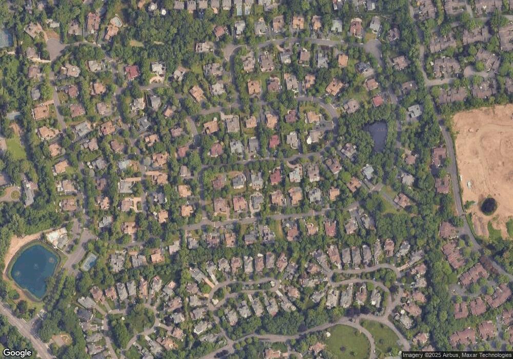 5 Brighton Rd S, Manhasset, NY 11030 - photo 1