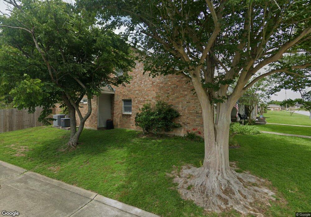 4110 Trent Ln, Lake Charles, LA 70605 - photo 1