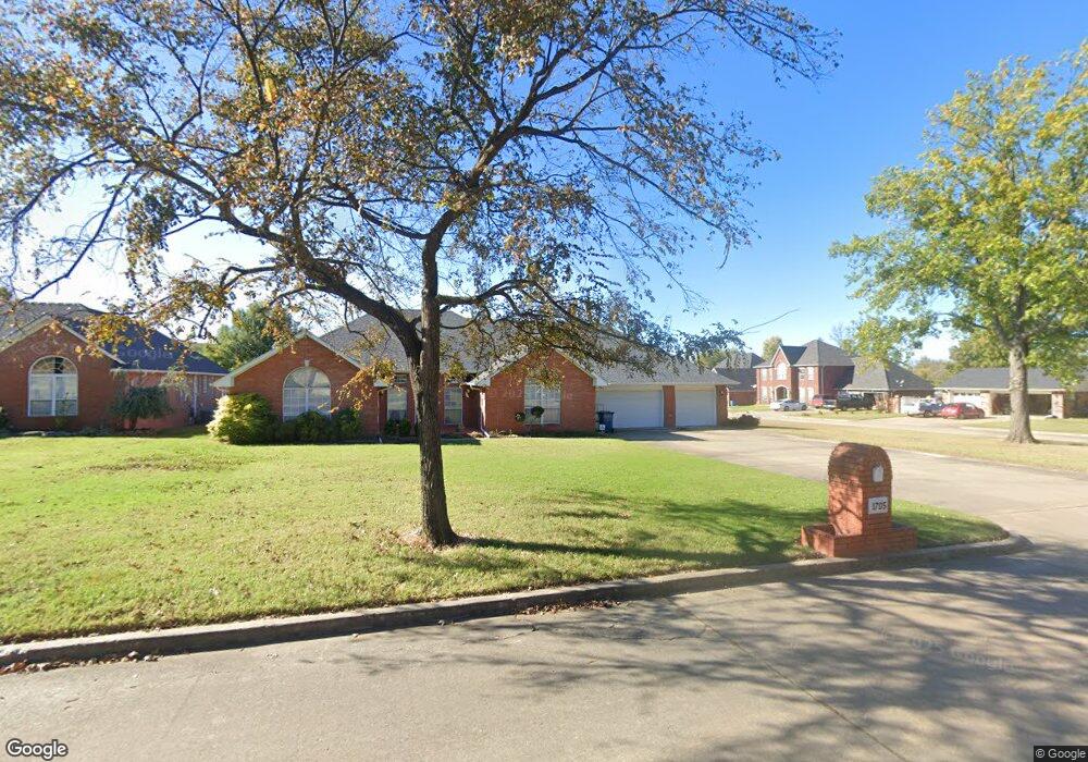 1705 Red Bud Ln, McAlester, OK 74501 - photo 1