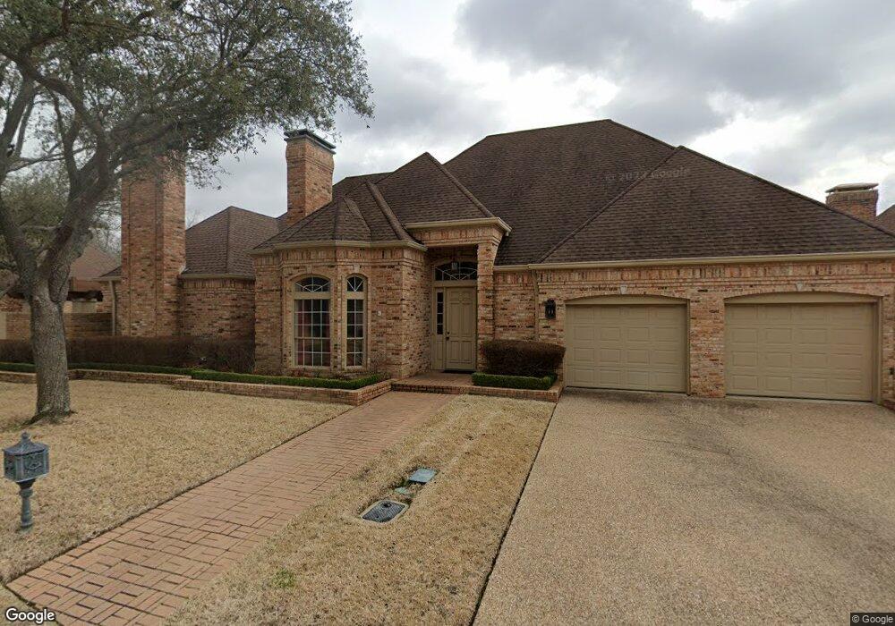 404 Greenway Cir, Tyler, TX 75701 - photo 1
