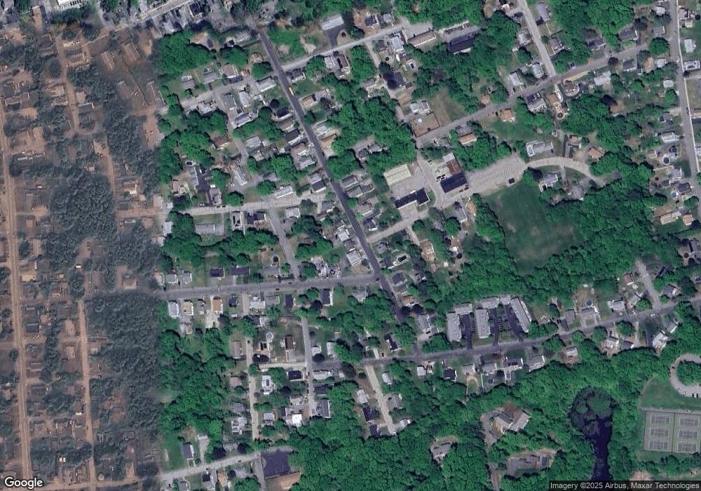 84 Myrtle Ave, Webster, MA 01570 - photo 1