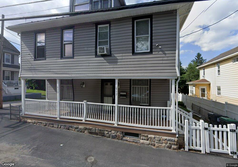 617 W 7th St, Hazleton, PA 18201 - photo 1