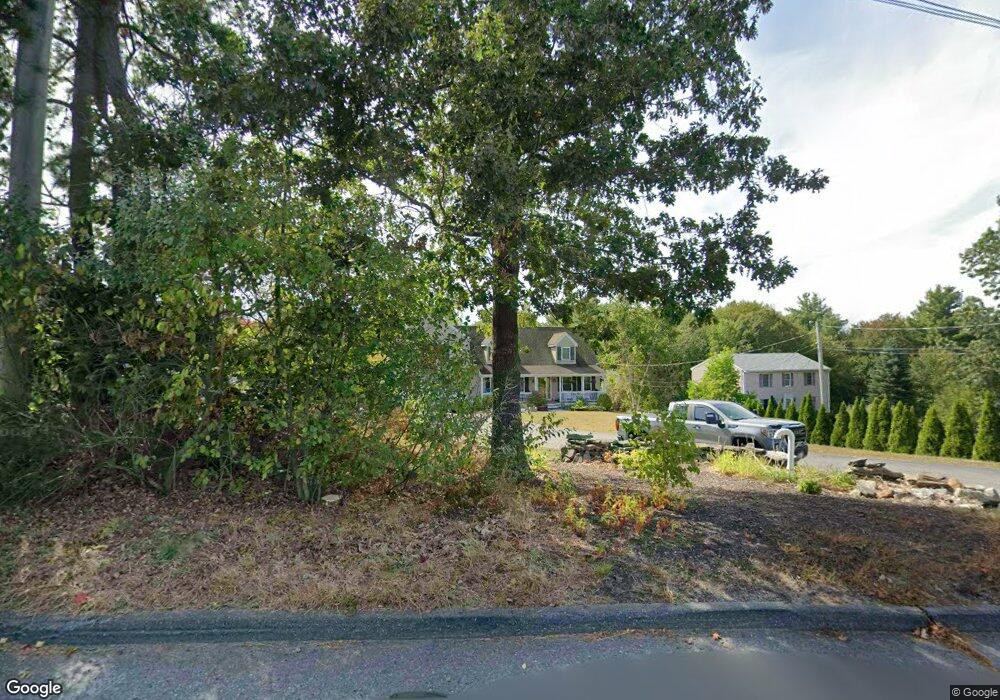 393 Johnny Appleseed Ln, Leominster, MA 01453 - photo 1