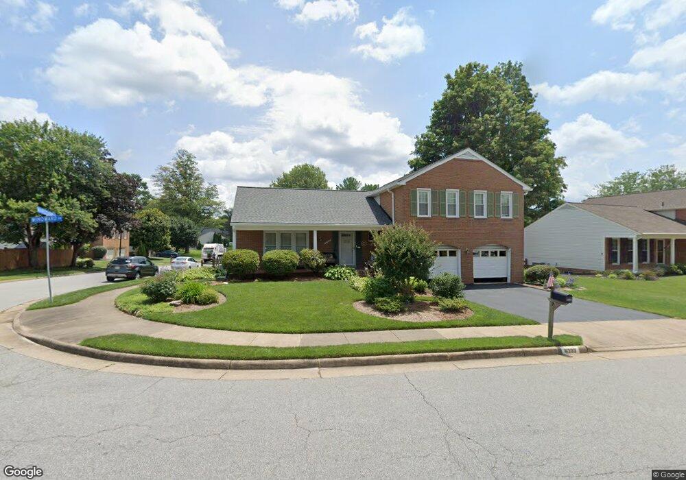 6303 Windward Dr, Burke, VA 22015 - photo 1