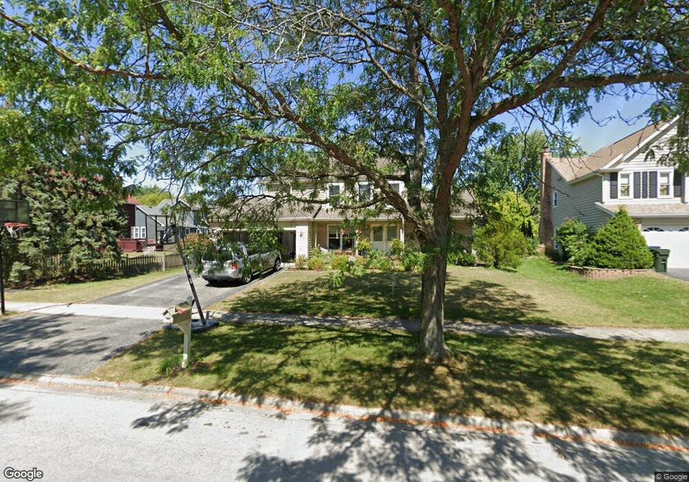 1253 Ardmore Dr, Naperville, IL 60540 - photo 1