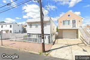 49 Lincoln St, Fairview, NJ 07022