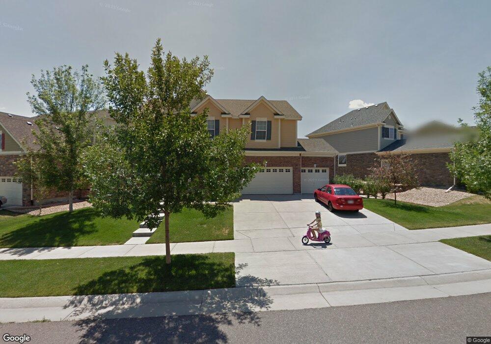 7062 S Oak Hill Cir, Aurora, CO 80016 - photo 1