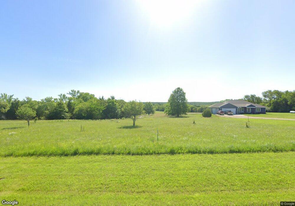 10632 SW Auburn Rd, Wakarusa, KS 66546 - photo 1