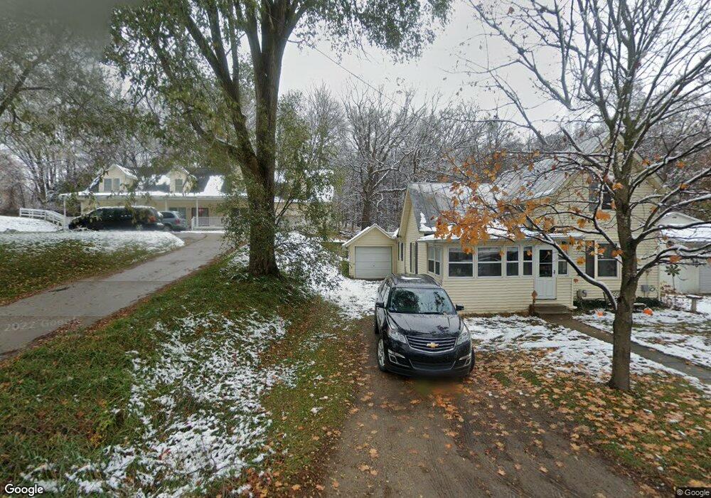 422 Hill St, Ionia, MI 48846 - photo 1