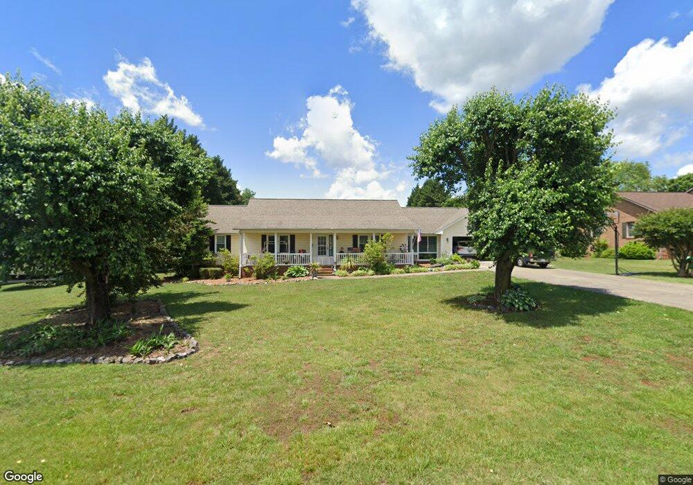 154 Meadow Oaks Dr, Statesville, NC 28625 - photo 1