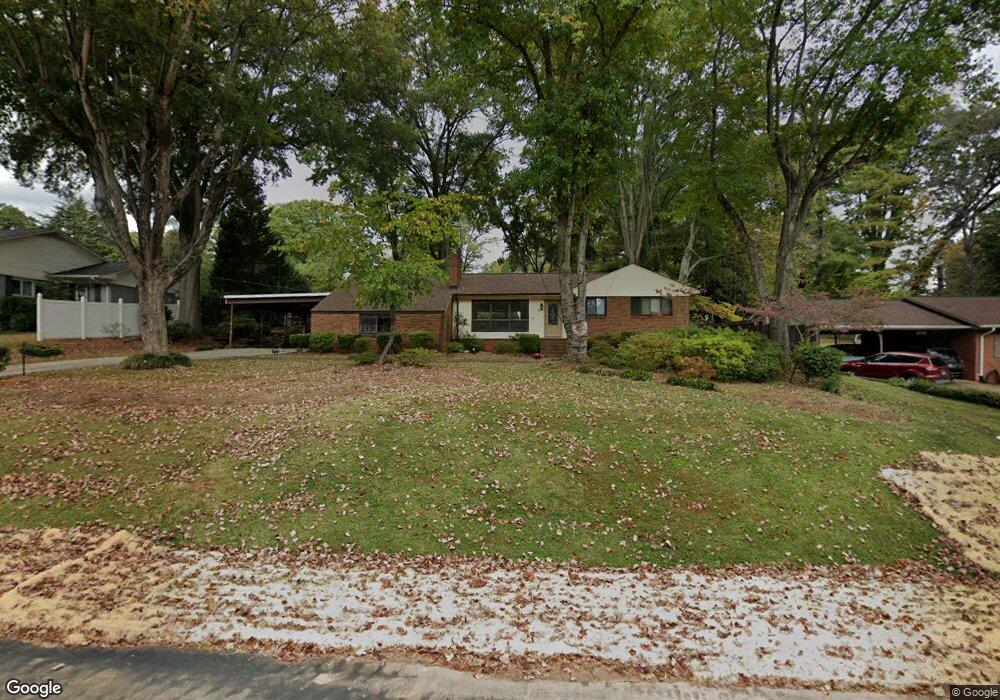 1417 Beechwood Rd, Statesville, NC 28677 - photo 1