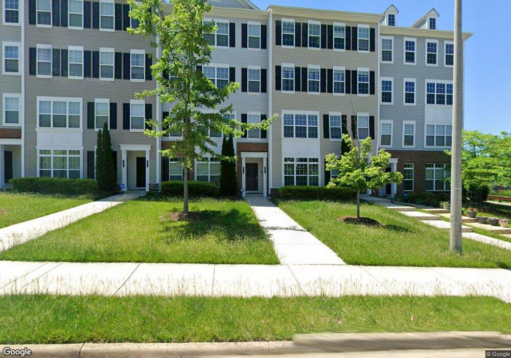 3017 Chesapeake Dr unit 3, Dumfries, VA 22026 - photo 1