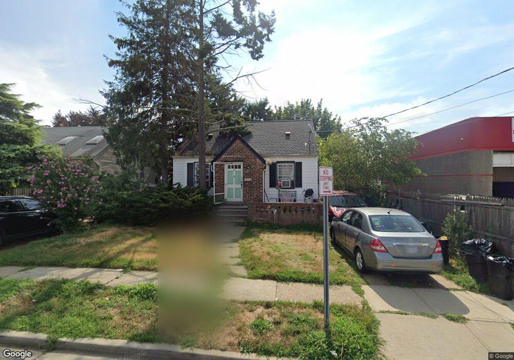 18 Grand St, Elmont, NY 11003 - photo 1