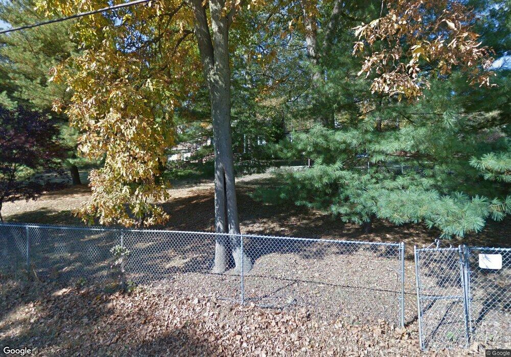 203 Mountain Pkwy unit 5, Green Brook, NJ 08812 - photo 1