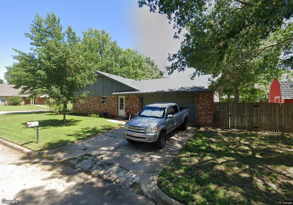 913 W Twin Oaks Dr, Broken Arrow, OK 74011 - photo 1