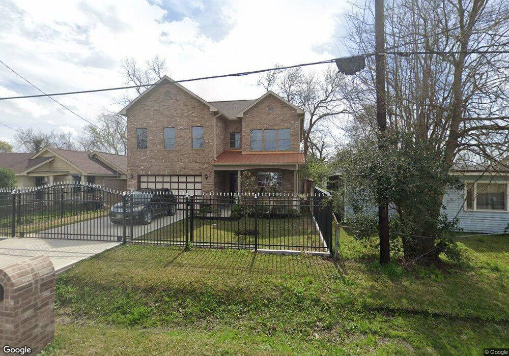 3910 Melbourne St, Houston, TX 77026 - photo 1