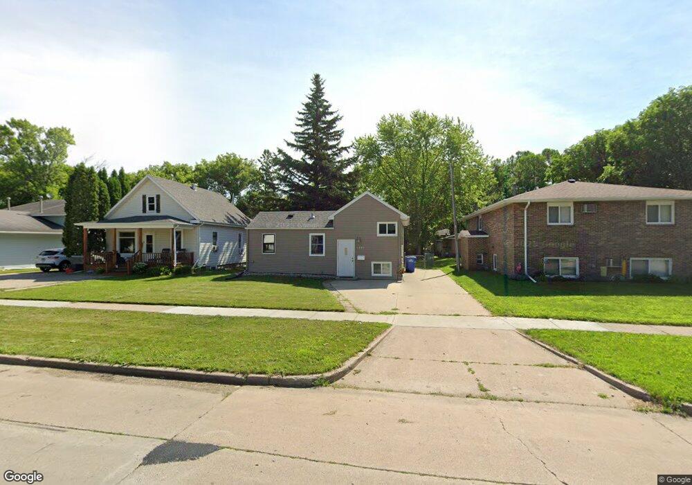 1446 16 1 2 St S, Fargo, ND 58103 - photo 1