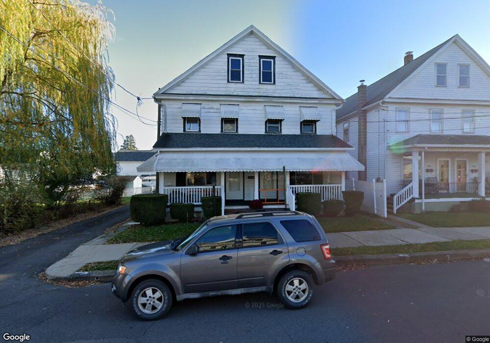 425 E Union St, Nanticoke, PA 18634 - photo 1