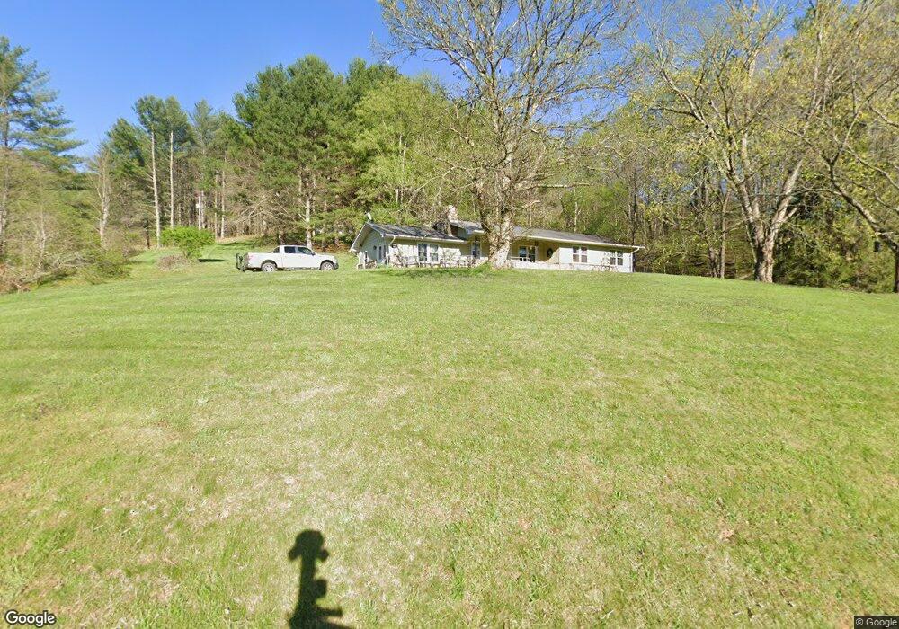 520 John Henry Rd unit 11, Burnsville, NC 28714 - photo 1