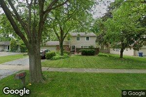 924 E Bailey Rd, Naperville, IL 60565