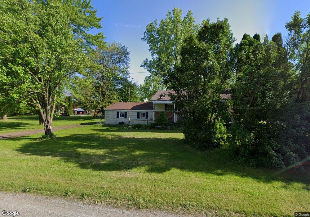 12365 Burt Rd, Birch Run, MI 48415 - photo 1