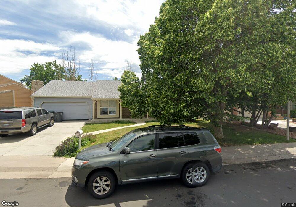 17398 E Asbury Cir, Aurora, CO 80013 - photo 1