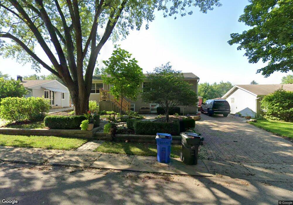 133 Toro Cir, Carpentersville, IL 60110 - photo 1