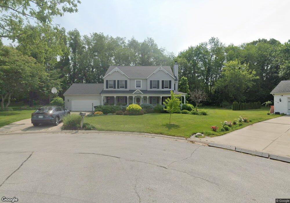 17664 Breckenridge Ct, Granger, IN 46530 - photo 1
