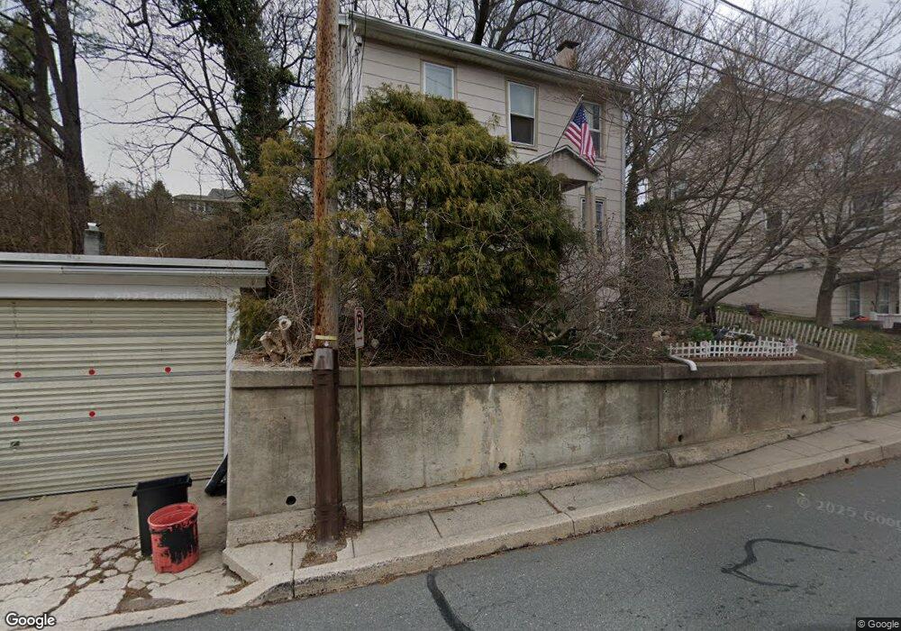 63 W Wyomissing Ave, Mohnton, PA 19540 - photo 1