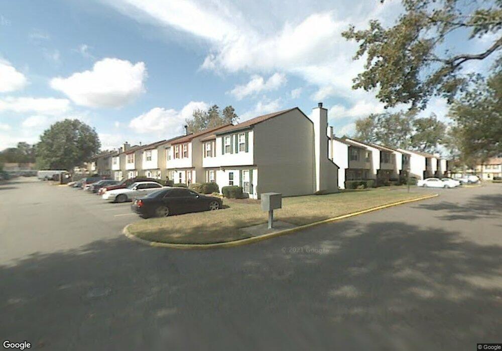 27 Pepperwood Ln, Portsmouth, VA 23703 - photo 1