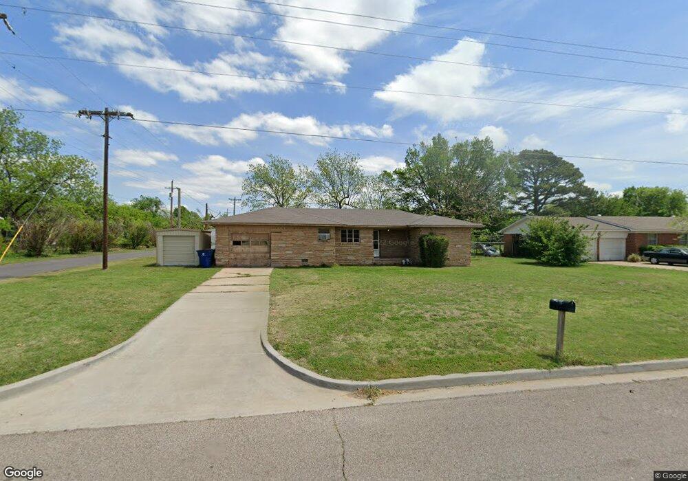 320 N N St, Duncan, OK 73533 - photo 1