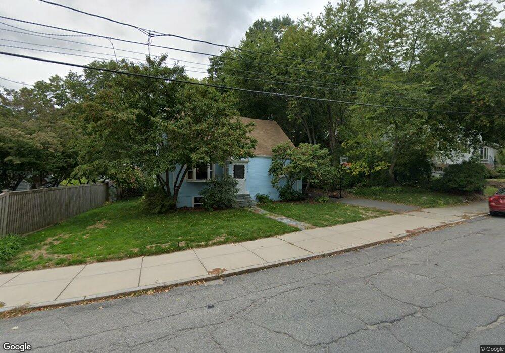 117 Risley Rd, Chestnut Hill, MA 02467 - photo 1