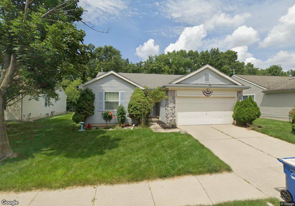 969 Princeton Dr, Waterford, MI 48327 - photo 1