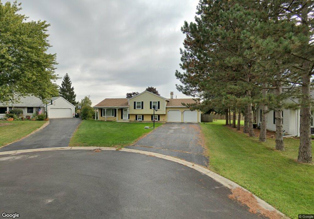 1328 Garden Ct unit 3, Batavia, IL 60510 - photo 1