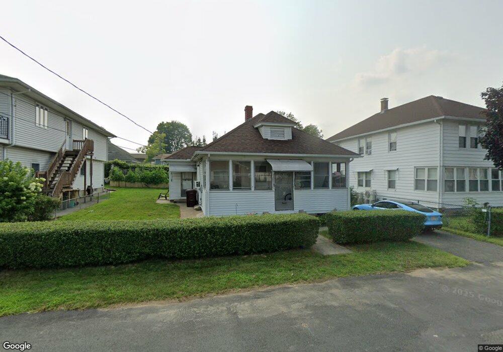 39 Pine St, Ludlow, MA 01056 - photo 1