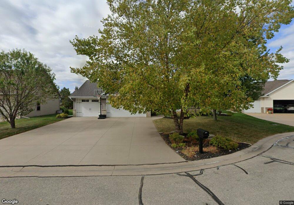 N9191 Jonsch Dr, Appleton, WI 54915 - photo 1