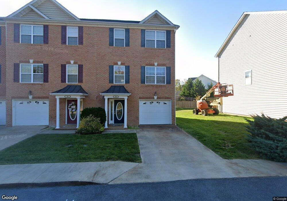 35 Babylonica Ct, Bunker Hill, WV 25413 - photo 1