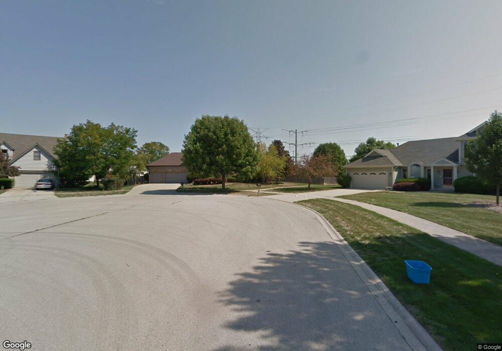 1623 Pathway Dr, Naperville, IL 60565 - photo 1