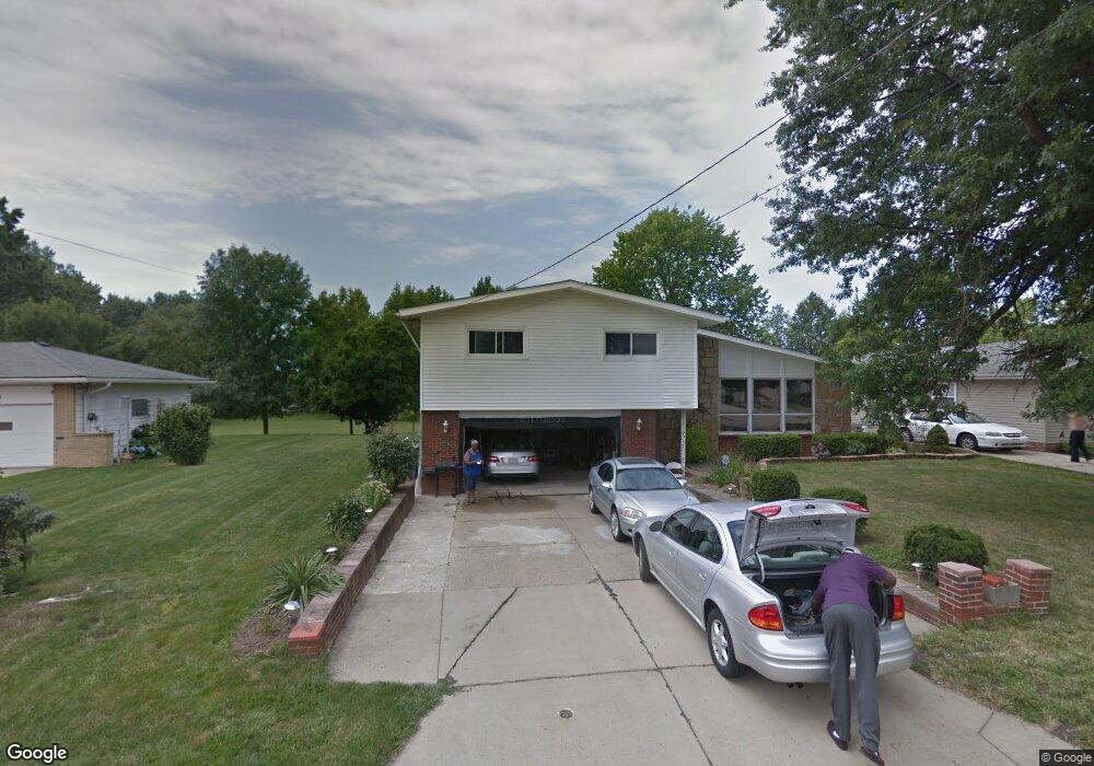 29525 Catawba St, Wickliffe, OH 44092 - photo 1