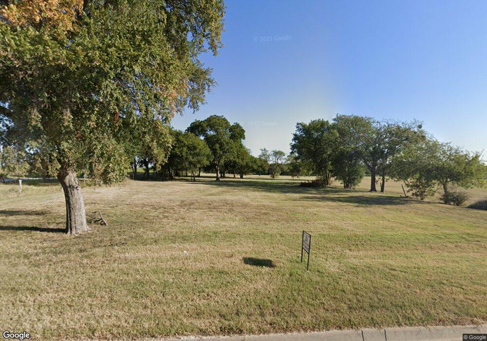 814 W Industrial Blvd, Cleburne, TX 76033 - photo 1