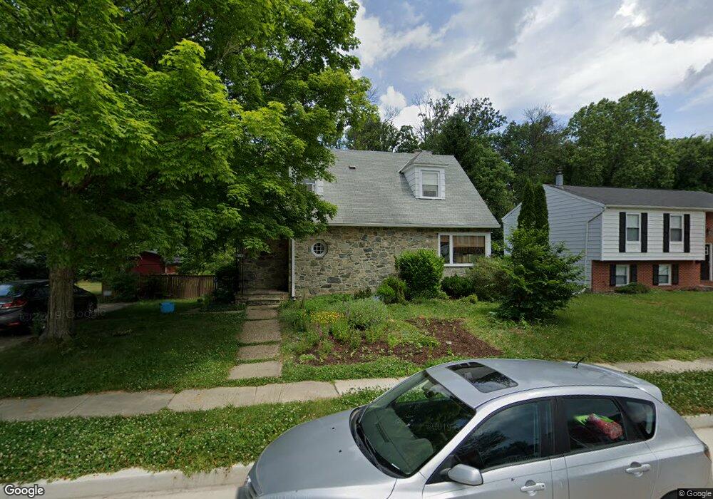 819 Nottingham Rd, Baltimore, MD 21229 - photo 1